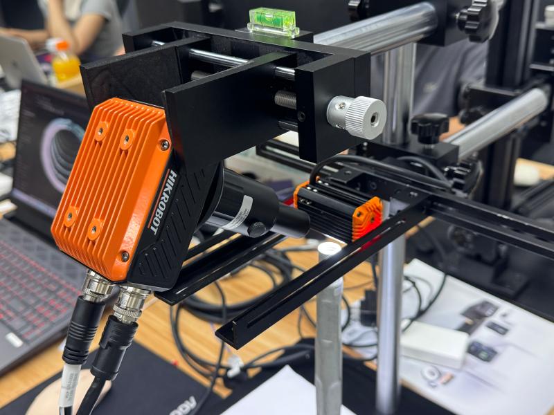 机器视觉实现螺纹深度与孔径的高精度抓取